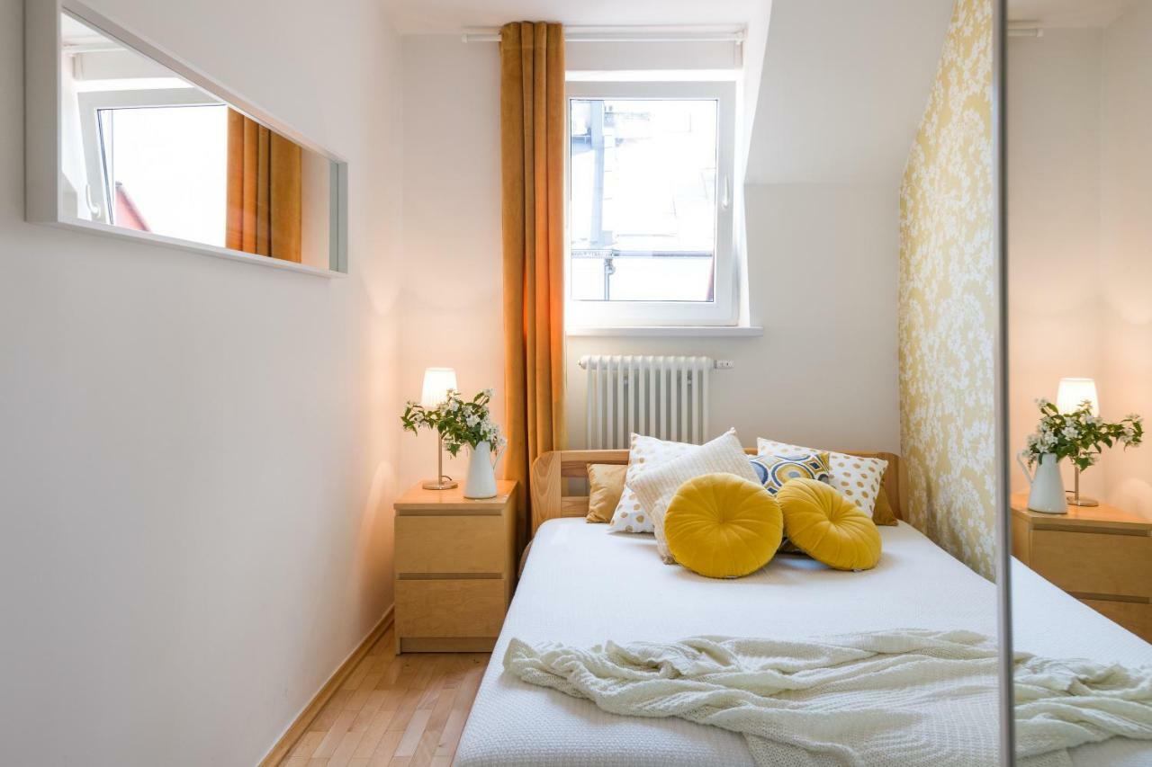 Kazimierz Apartment Krakow Bagian luar foto